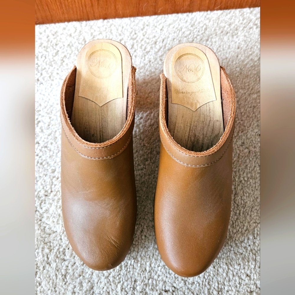 Womens Sven Clogs Size 39